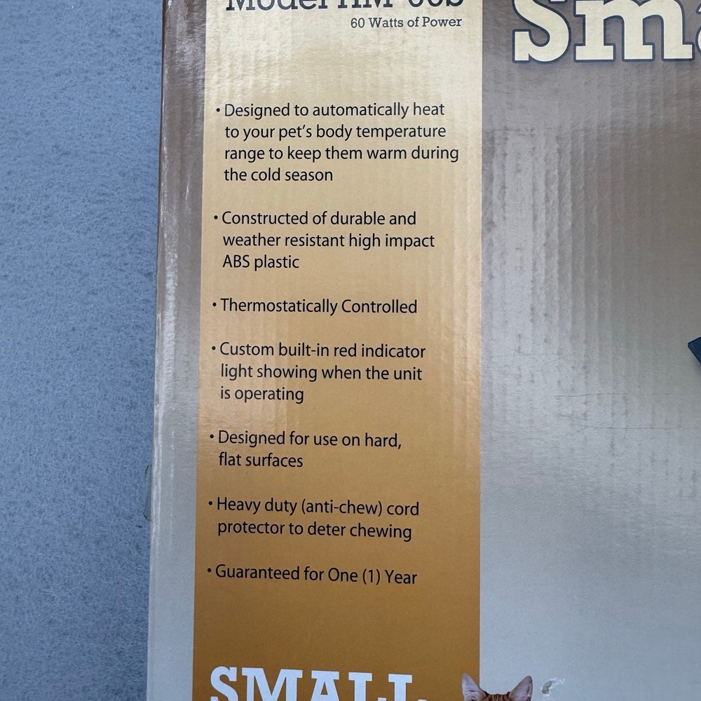 NIB Heated Pet Mat Black Farm Innovators Small 13x19 Durable Utility dog cat new - Picture 6 of 8